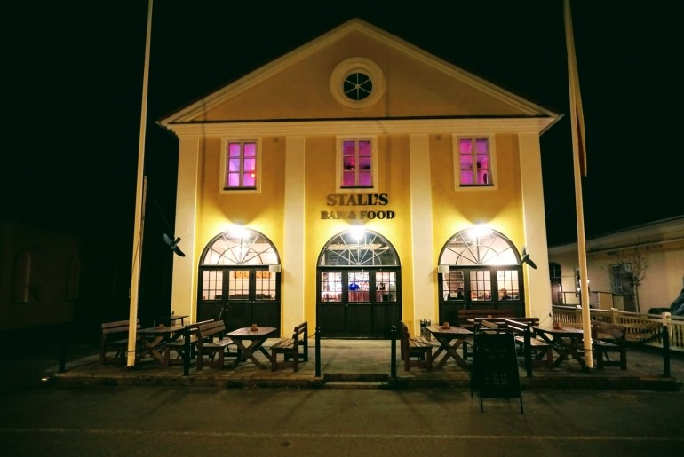 Stall&acute;s Bar &amp; Food